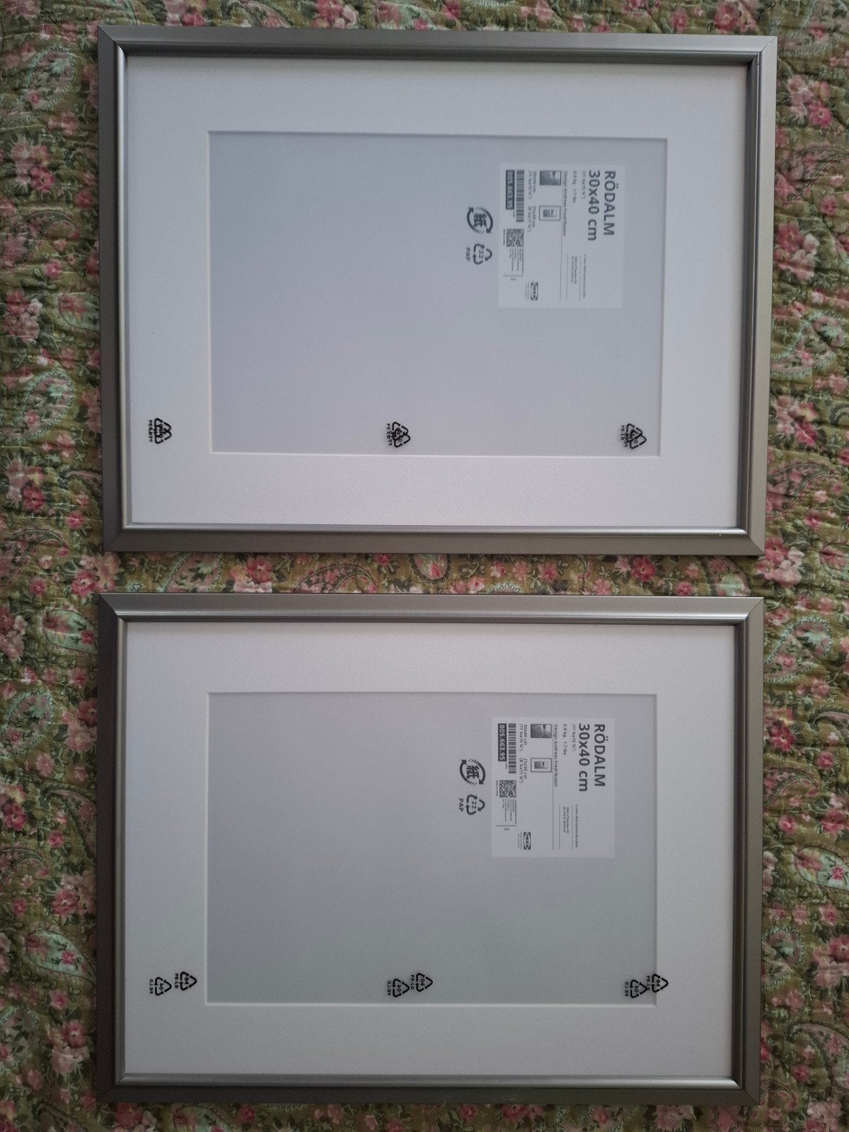 Nieuwe Ikea Rödalm wissellijsten met passe-partout 30x40 cm., Ophalen, Met passe-partout