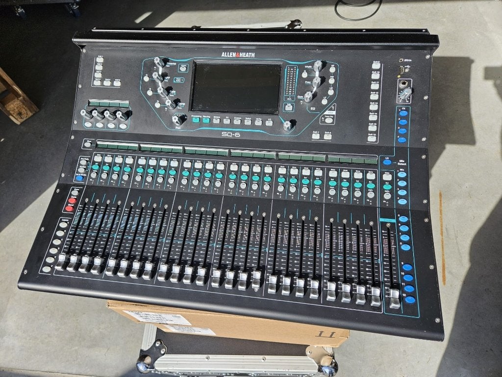 Allen & Heath SQ6 digitale mengtafel incl. plugins, Muziek en Instrumenten, Info@allen-heath.co.uk, Zo goed als nieuw, Allen & Heath