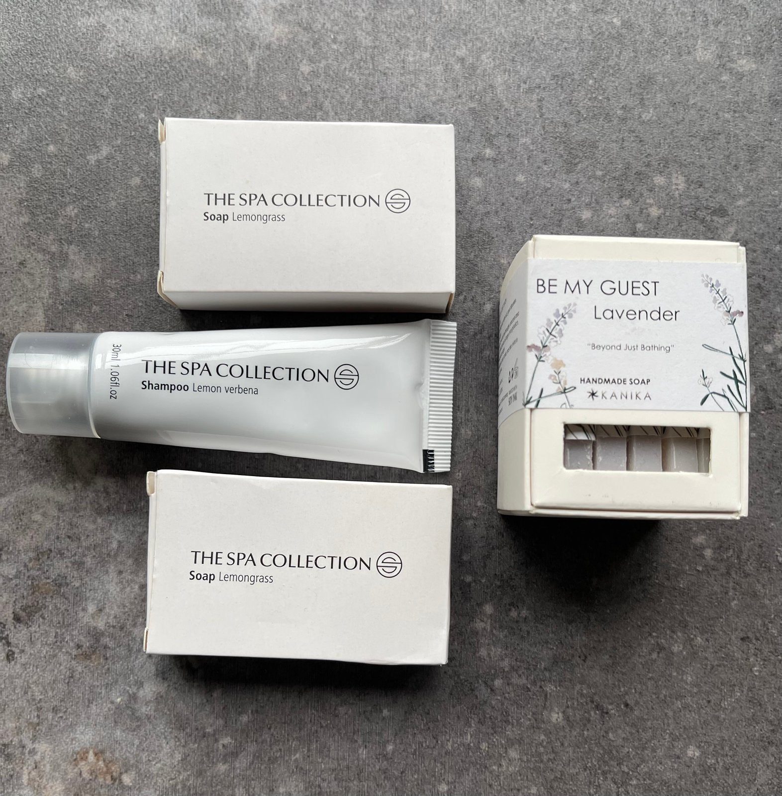Zeepjes (lavendel en lemongrass) en shampoo, Sieraden, Tassen en Uiterlijk, Uiterlijk | Lichaamsverzorging, Ophalen of Verzenden