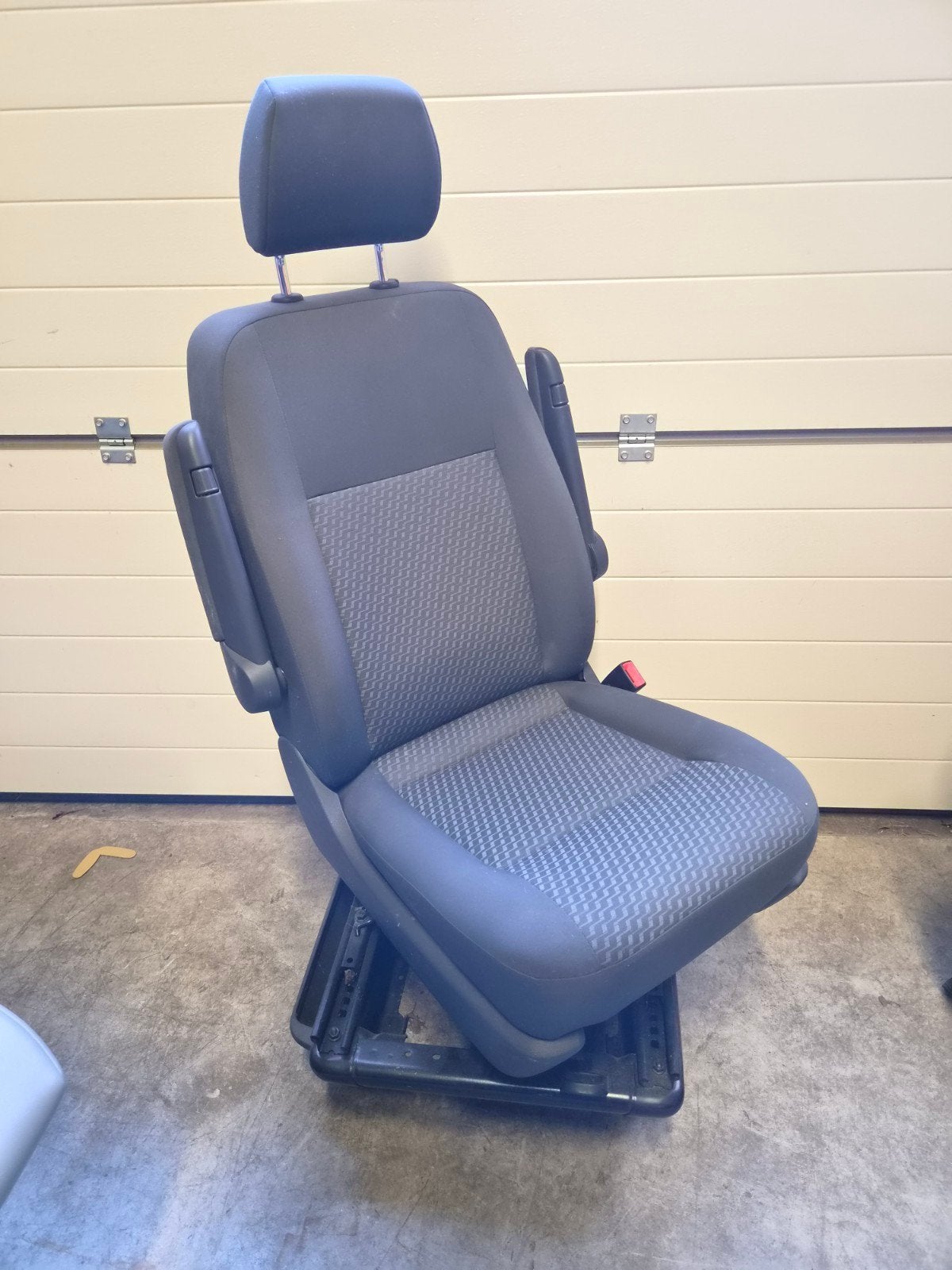 VW TRANSPORTER T5 T6 CALIFORNIA DRAAISTOEL BIJRIJDERSSTOEL, Ophalen of Verzenden, Volkswagen