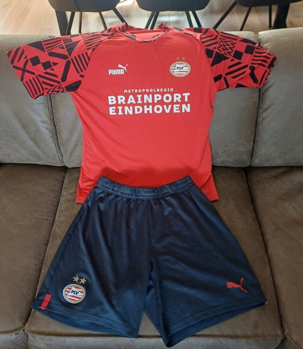 PSV Puma trainingsset maat L – Shirt + short, Maat L, Ophalen of Verzenden, Zo goed als nieuw, Shirt