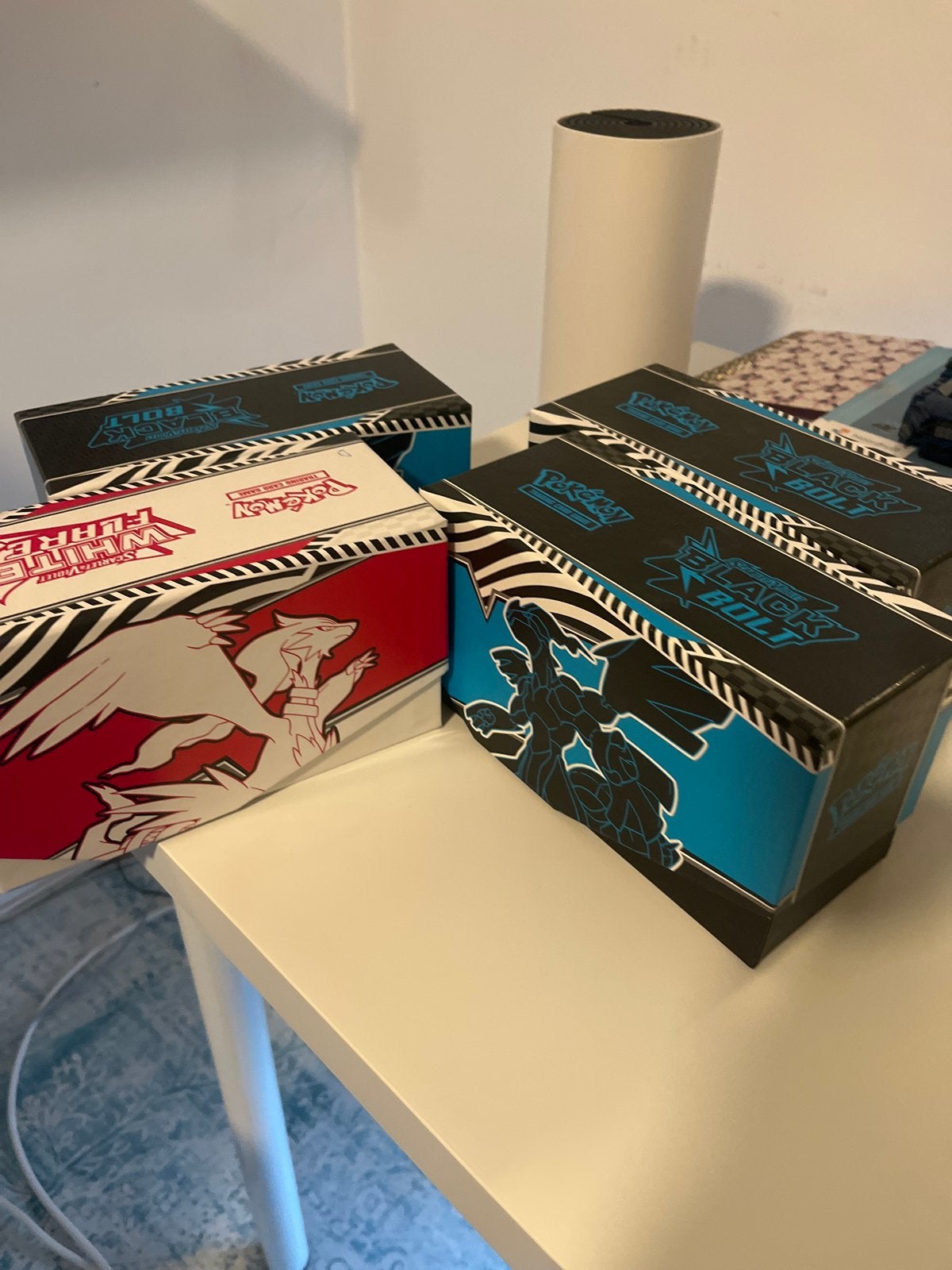 4 ETB Pokémon Black Bolt & White Flare Bulk, Ophalen of Verzenden, Gebruikt, Meerdere kaarten