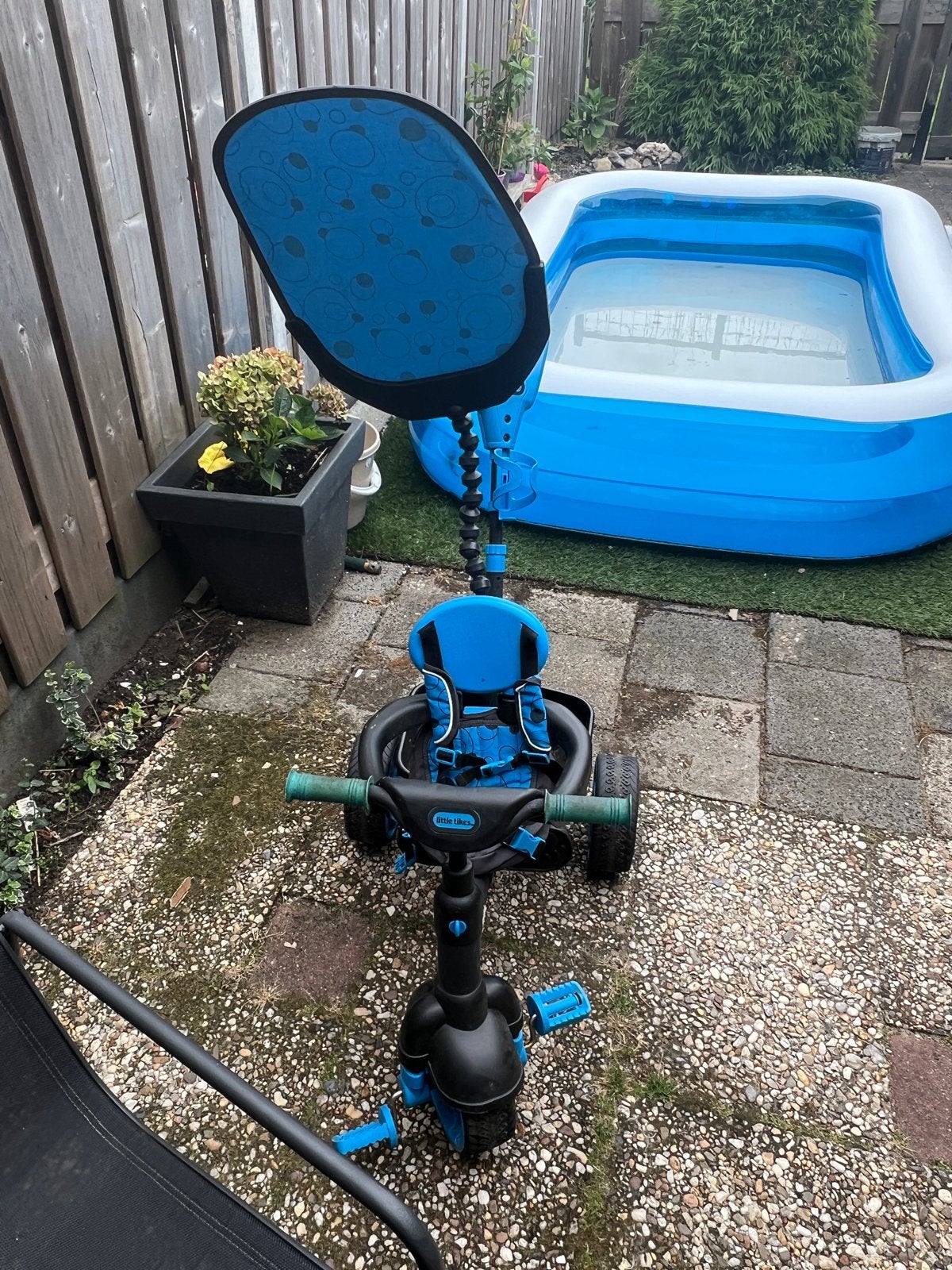 Little Tikes 4-in-1 Driewieler Deluxe Editie Blauw, Fietsen en Brommers, Fietsen | Driewielers, Ophalen, Gebruikt, Duwstang