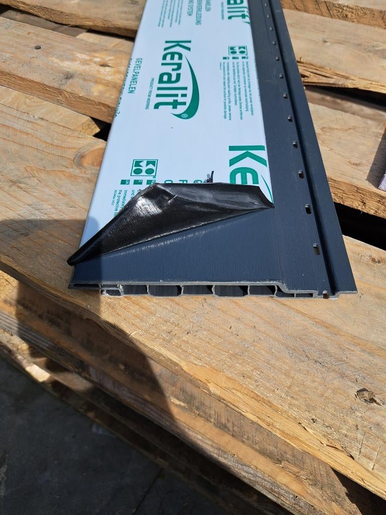 Keralit 143mm Antraciet RAL7016 en Dennengroen RAL6009, Ophalen, Nieuw