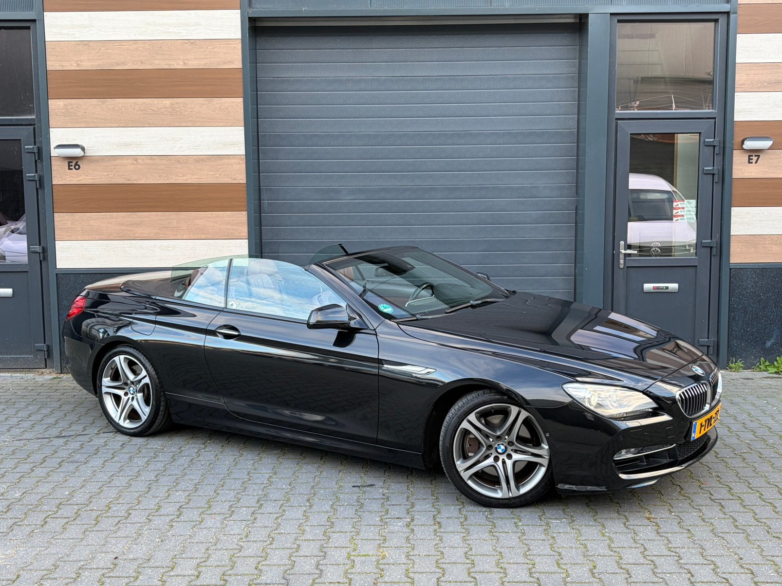 BMW 6-Serie 640I Cabrio 3.0 235KW Aut8 2011 Zwart, Auto's, Achterwielaandrijving, Cabriolet, Zwart, Leder