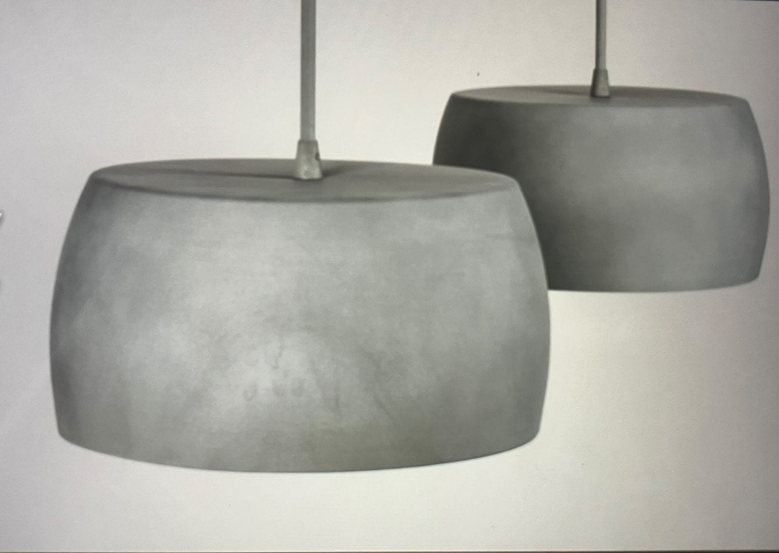 Lumidora Hanglamp met 2 Betonlook Kappen-Grijs, E27 Fitting, Ophalen, Gebruikt, Modern, Industrieel, E27 (groot)