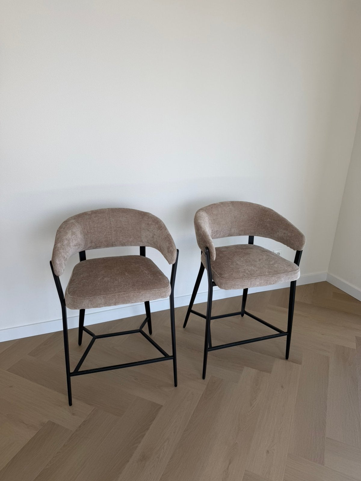 2 barkrukken nieuw niet gebruikt, 2 krukken, Ophalen, Zo goed als nieuw, 60 tot 90 cm