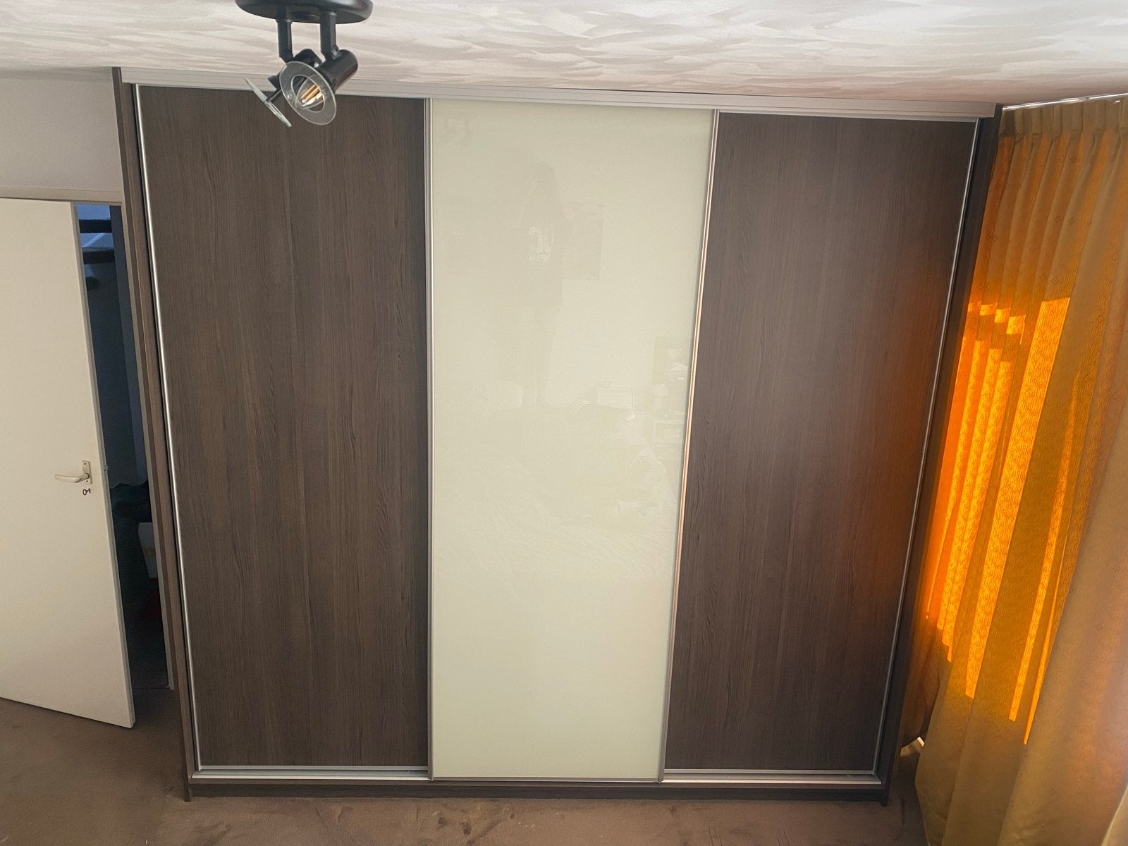 Grote  schuifdeuren  van kledingkast zonder interieur, Ophalen, Met plank(en), 200 cm of meer, Zo goed als nieuw