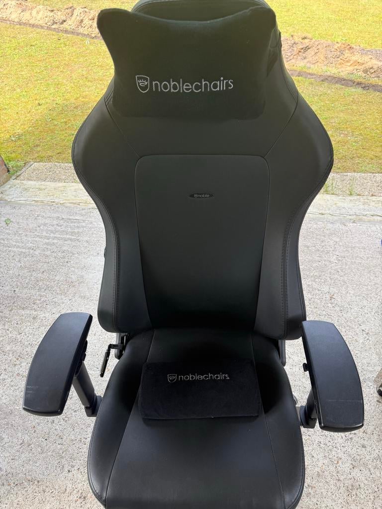 Noblechairs HERO Gaming Bureaustoel Zwart, Ophalen, Gebruikt, Zwart, Bureaustoel