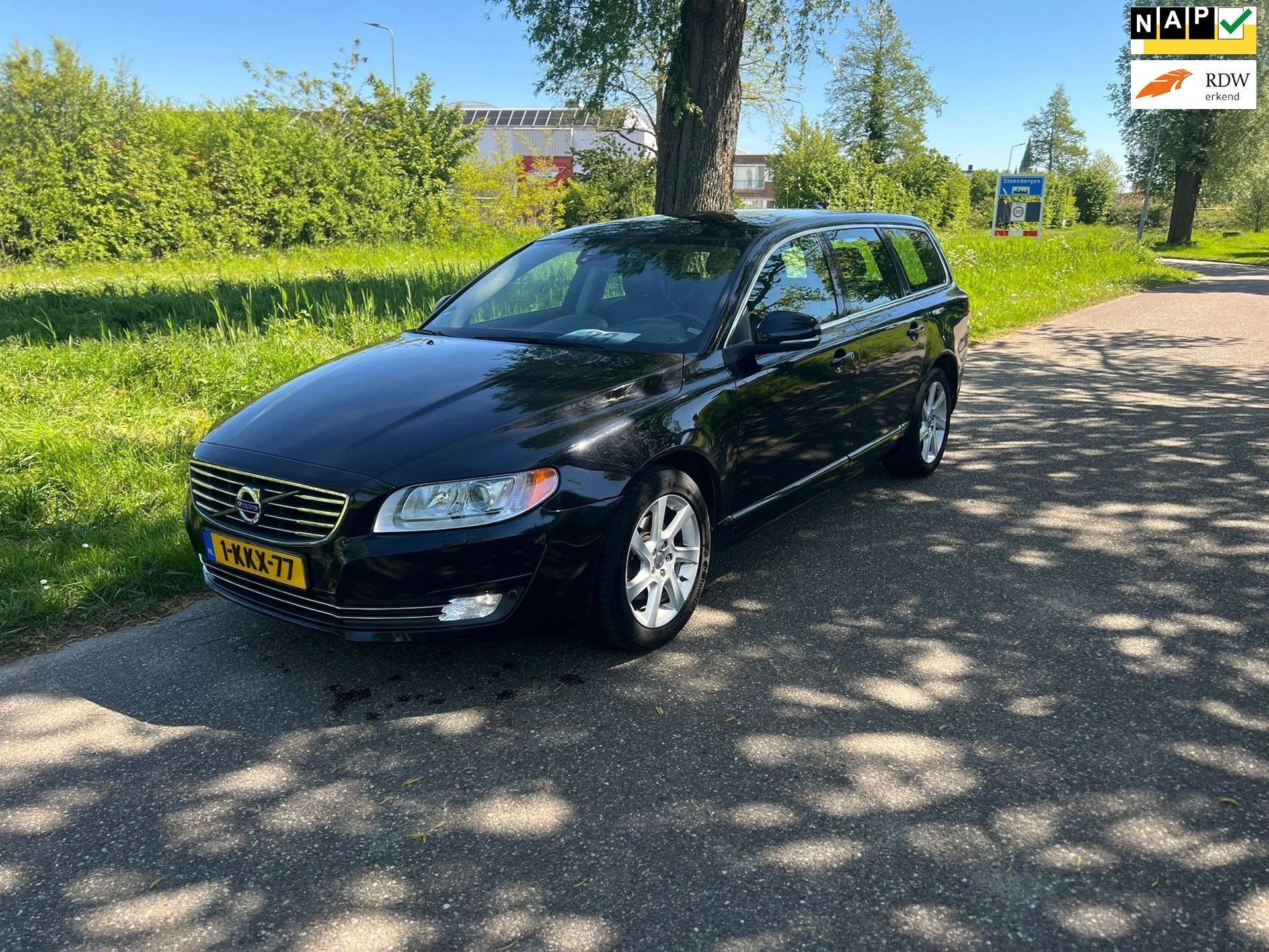 Volvo V70 1.6 T4 Nordic+ Navi Lederbekleding Cuise Automaat, Lichtsensor, Zwart, 4 cilinders, Zwart