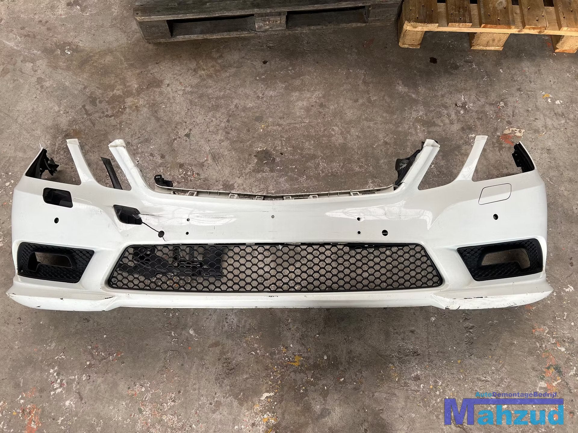MERCEDES E KLASSE W212 S212 WIT Voorbumper 2009-2013, Gebruikt, Mercedes-Benz AG, Voor, Mercedes-Benz