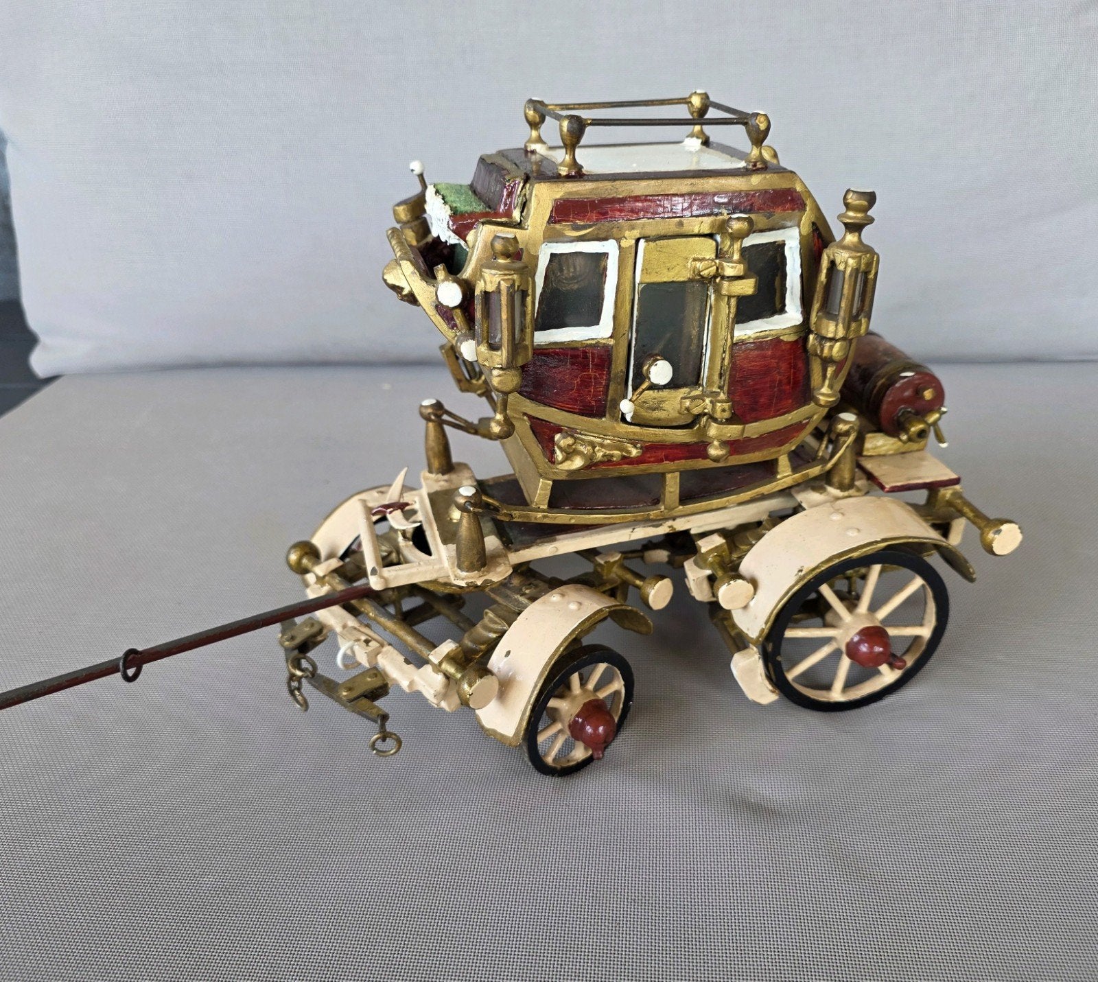 Decoratieve metalen miniatuur koets - Uniek verzamelobject, Antiek en Kunst, Ophalen of Verzenden