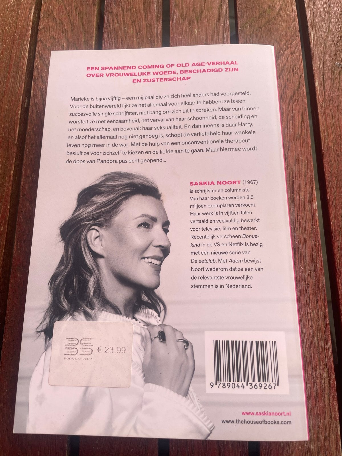 Adem - Saskia Noort, Boeken, Verzenden, Zo goed als nieuw, Nederland