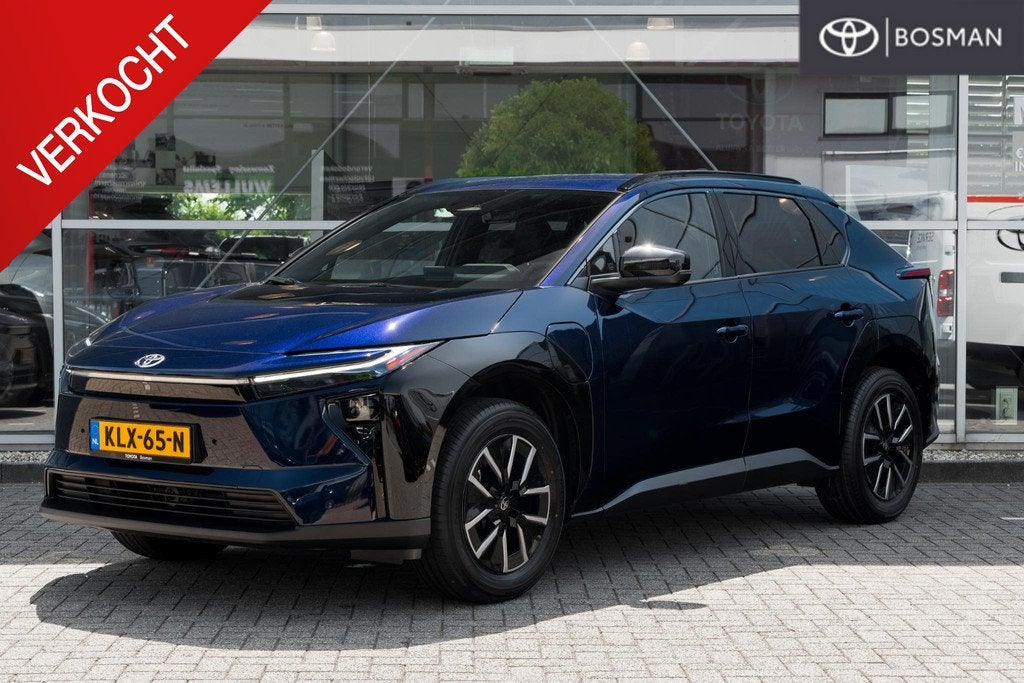 Toyota bZ4X Active Limited Edition 58 kWh VOORDEEL!, Auto's, Toyota, 444 km, Gebruikt, 750 kg, Blauw