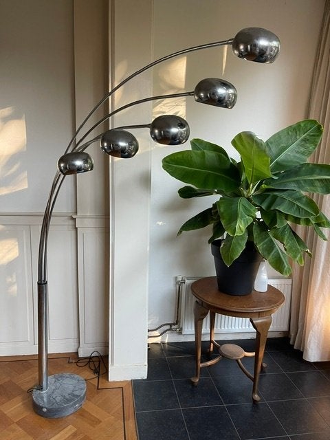 Prachtige staande lamp met zware marmeren voet, Huis en Inrichting, Lampen | Vloerlampen, Ophalen, Gebruikt, 150 tot 200 cm, Metaal