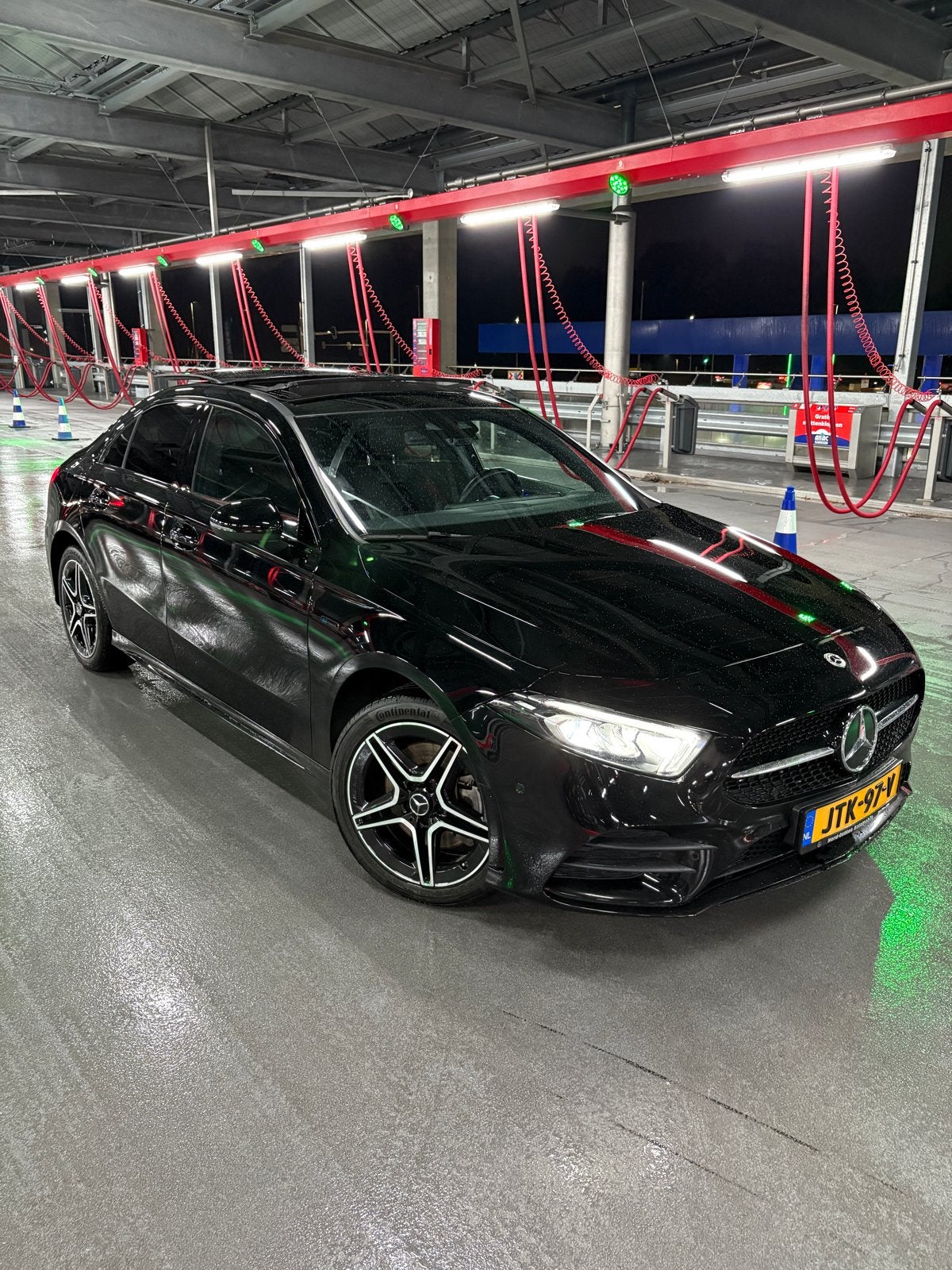 Mercedes-Benz A-Klasse A 250 e 2021limousine Zwart Garantie, 160 pk, Zwart, Plug-in hybride, 1600 kg