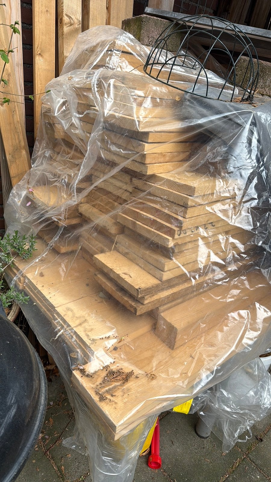 Douglas hout, Ophalen, Minder dan 25 mm, Zo goed als nieuw, 200 tot 250 cm