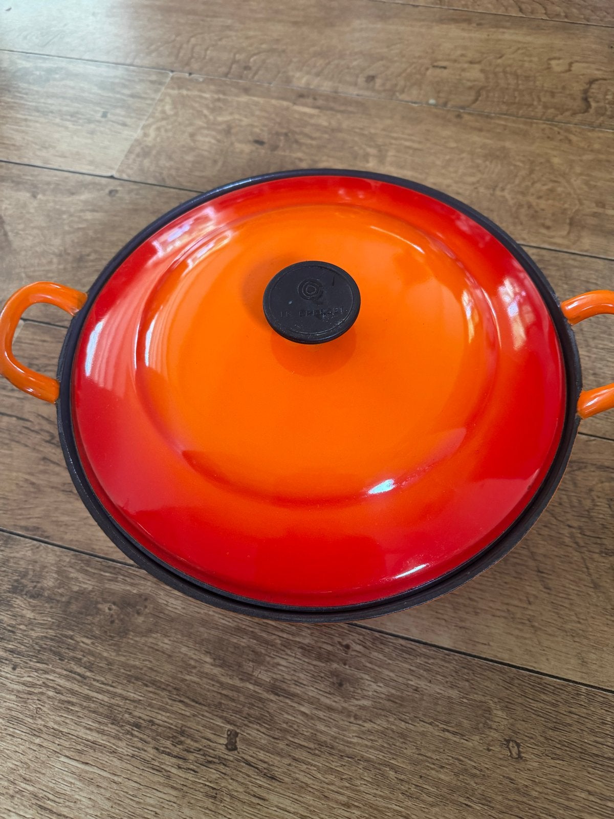 Le Creuset Braadpan 32 cm - Gietijzer Oranje, Gebruikt, Met deksel, Le Creuset, Ophalen of Verzenden