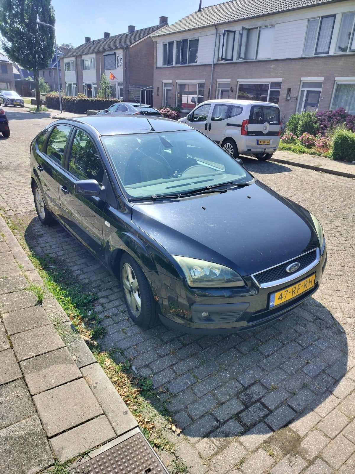 Ford Focus 1.6 74KW 5D 2005 Zwart, Auto's, 1596 cc, 15 km/l, 4 cilinders, Origineel Nederlands