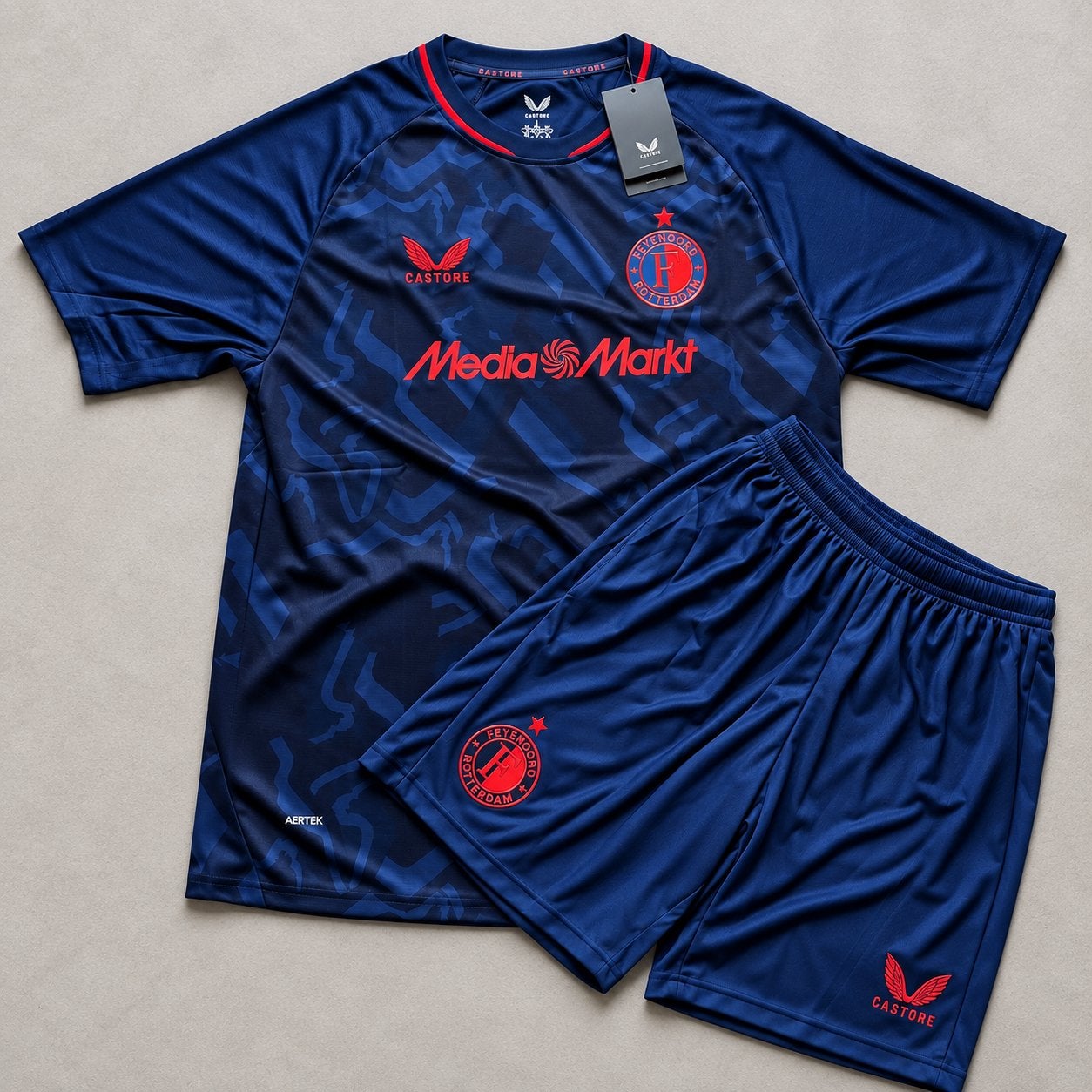 Feyenoord Derde Tenue 2026/27 - Shirt + Broekje - Maat XL, Maat XL, Ophalen of Verzenden, Nieuw, Set