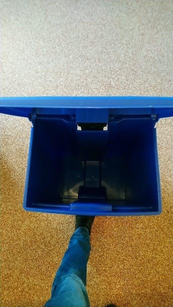 Professionele Grote afval container, Ophalen, Zo goed als nieuw