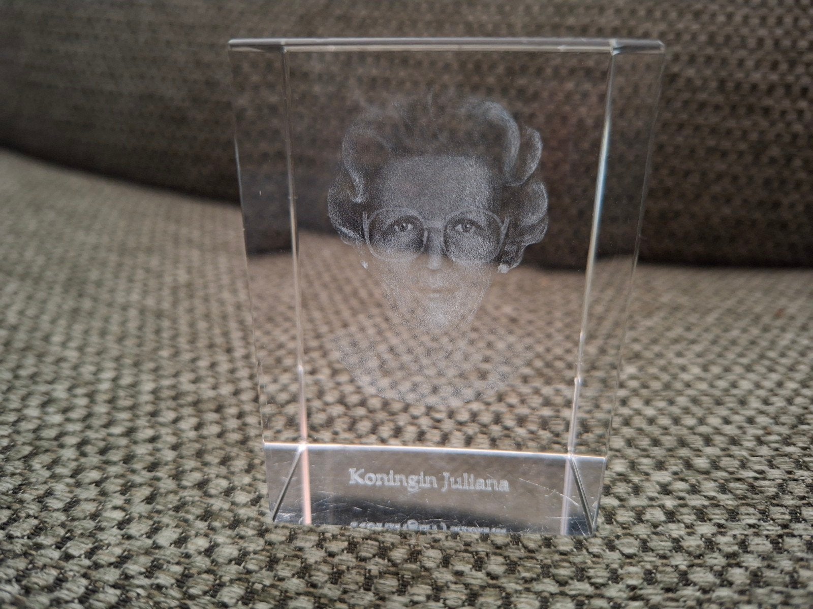 Kristallen beeldje Koningin Juliana, Verzamelen, Ophalen of Verzenden