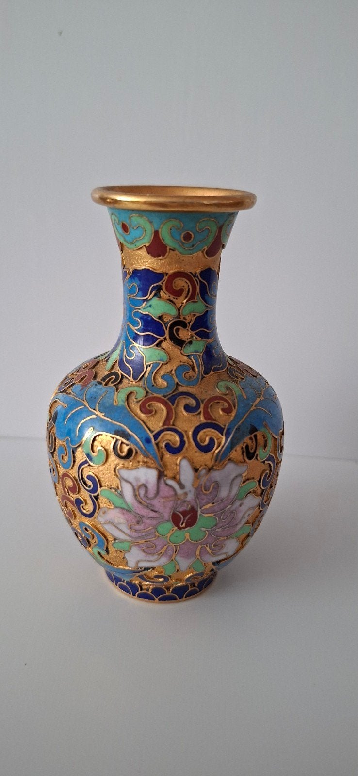 Cloisonné vaasje met bloemmotief, Ophalen of Verzenden
