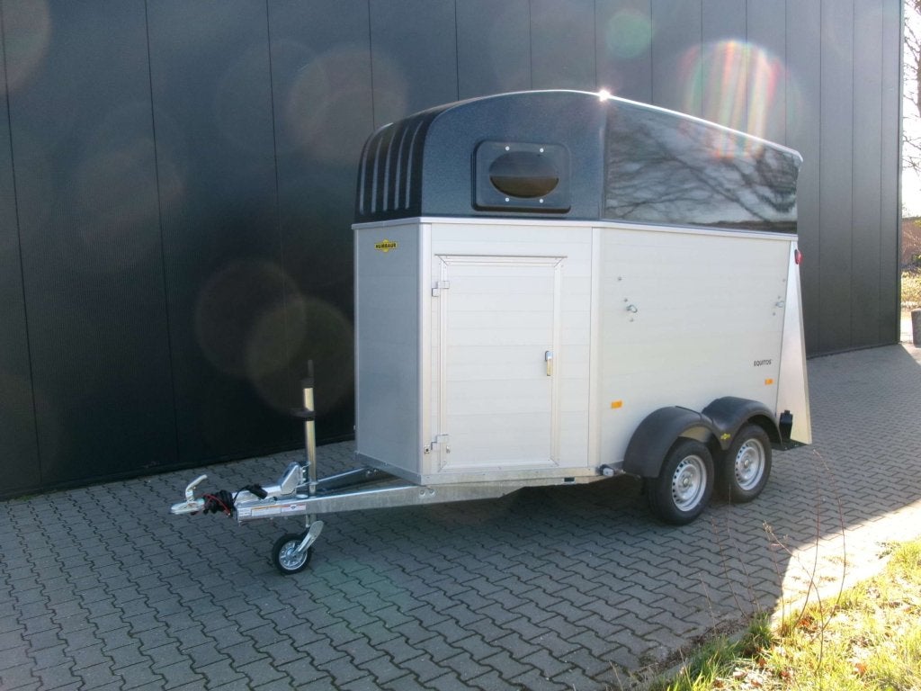 Nieuwe Humbaur Equitos Alu met zadelkamer. AANBIEDING, Dieren en Toebehoren, Paarden en Pony's | Trailers en Aanhangwagens, Niet ingevuld