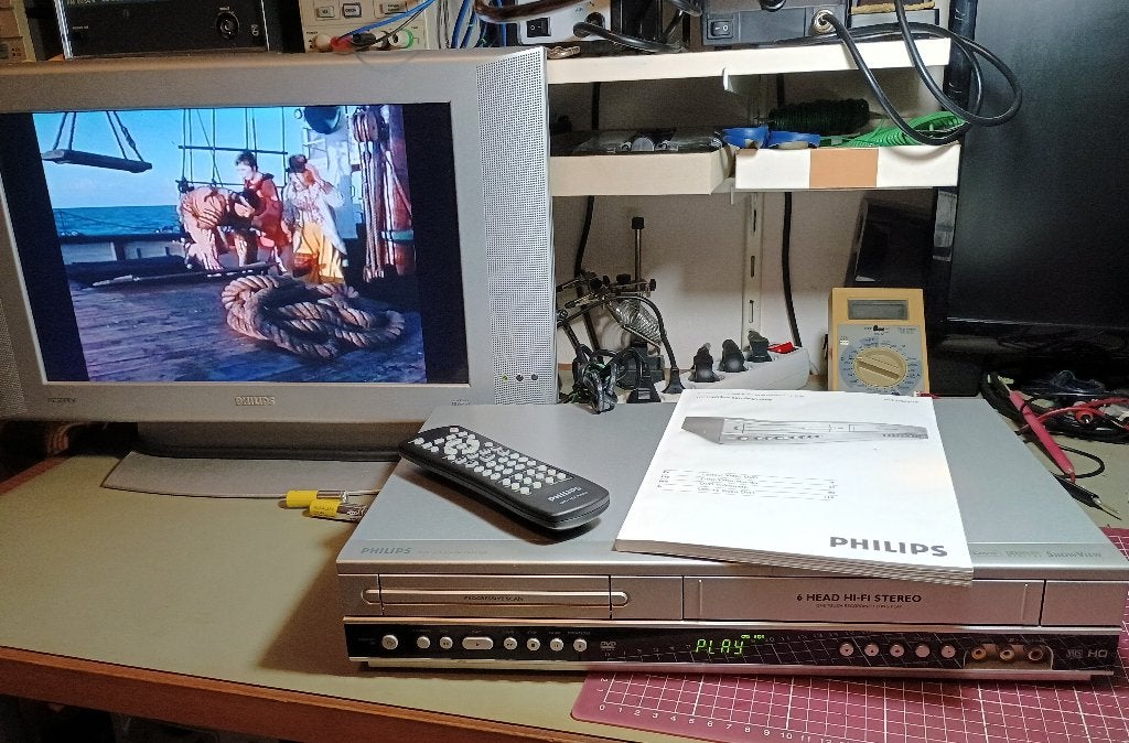 Philips dvp3350v vhs vcr dvd speler recorder videoband video, Ophalen of Verzenden, Gebruikt, VHS-speler of -recorder