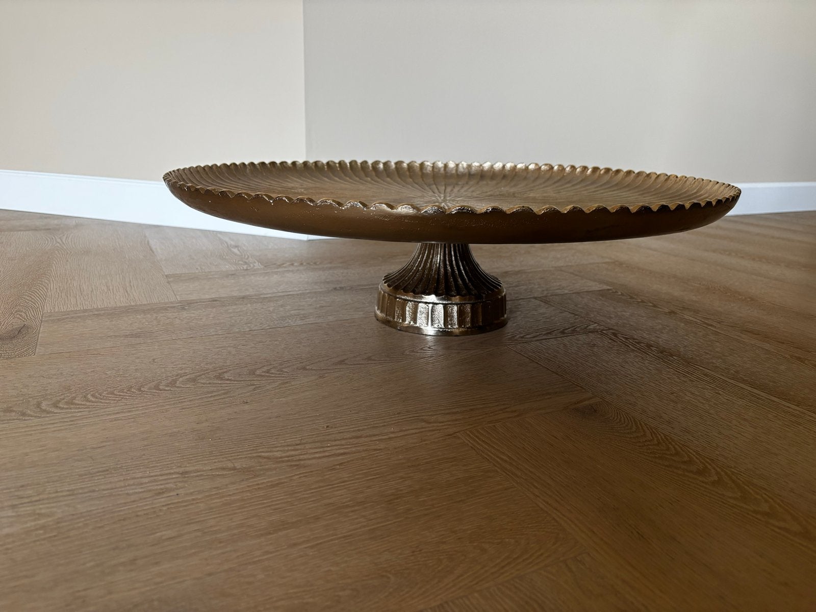 Riverdale Lily dienblad goud/champagne - 61 cm, Rond, Ophalen of Verzenden, Metaal, Dienblad