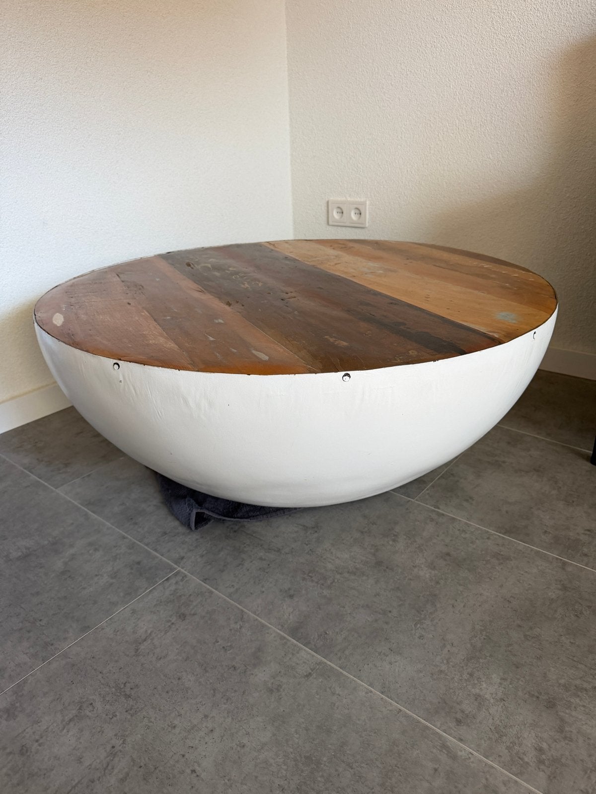 By Boo salontafel met houten blad, diameter 90 cm, Huis en Inrichting, Gebruikt, Rond, Overige houtsoorten, 50 tot 100 cm