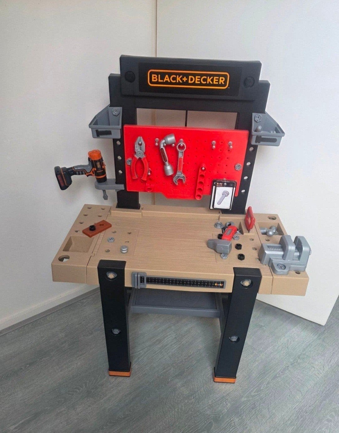 Black+Decker speelgoed werkbank met gereedschap, Ophalen, Gebruikt, Knutselen
