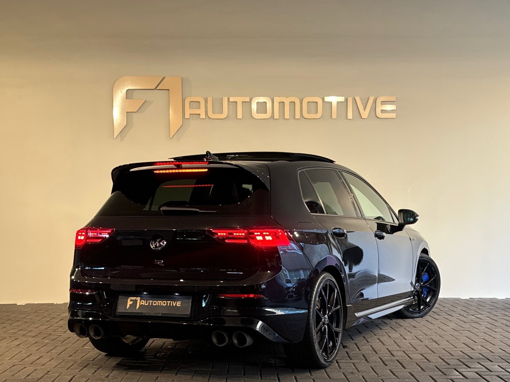 Volkswagen GOLF 2.0 TSI R 4M Performance Pano|Akra|H/K, Auto's, Automaat, Dealer onderhouden, Gebruikt, 4 cilinders
