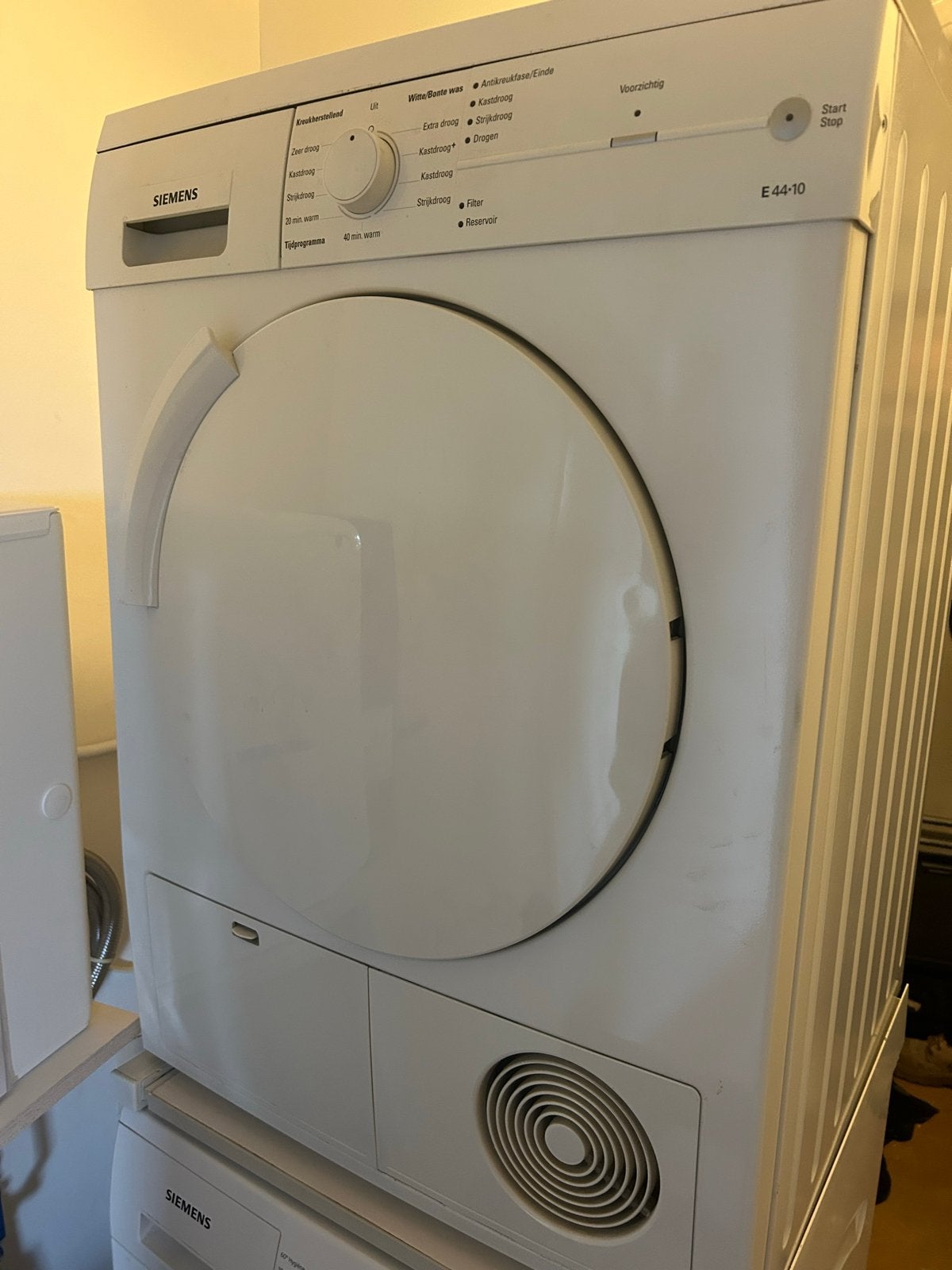 Siemens E44-10 Condensdroger - Betrouwbaar en Efficiënt, Witgoed en Apparatuur, Ophalen, 6 tot 8 kg, Gebruikt, Voorlader