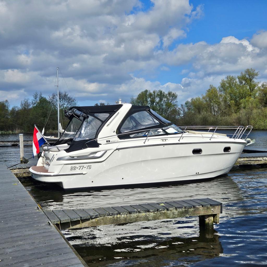 Bavaria 28 sport 2012 6.2 Mercruiser DTS, Ophalen, Bayliner, Benzine, Koelkast