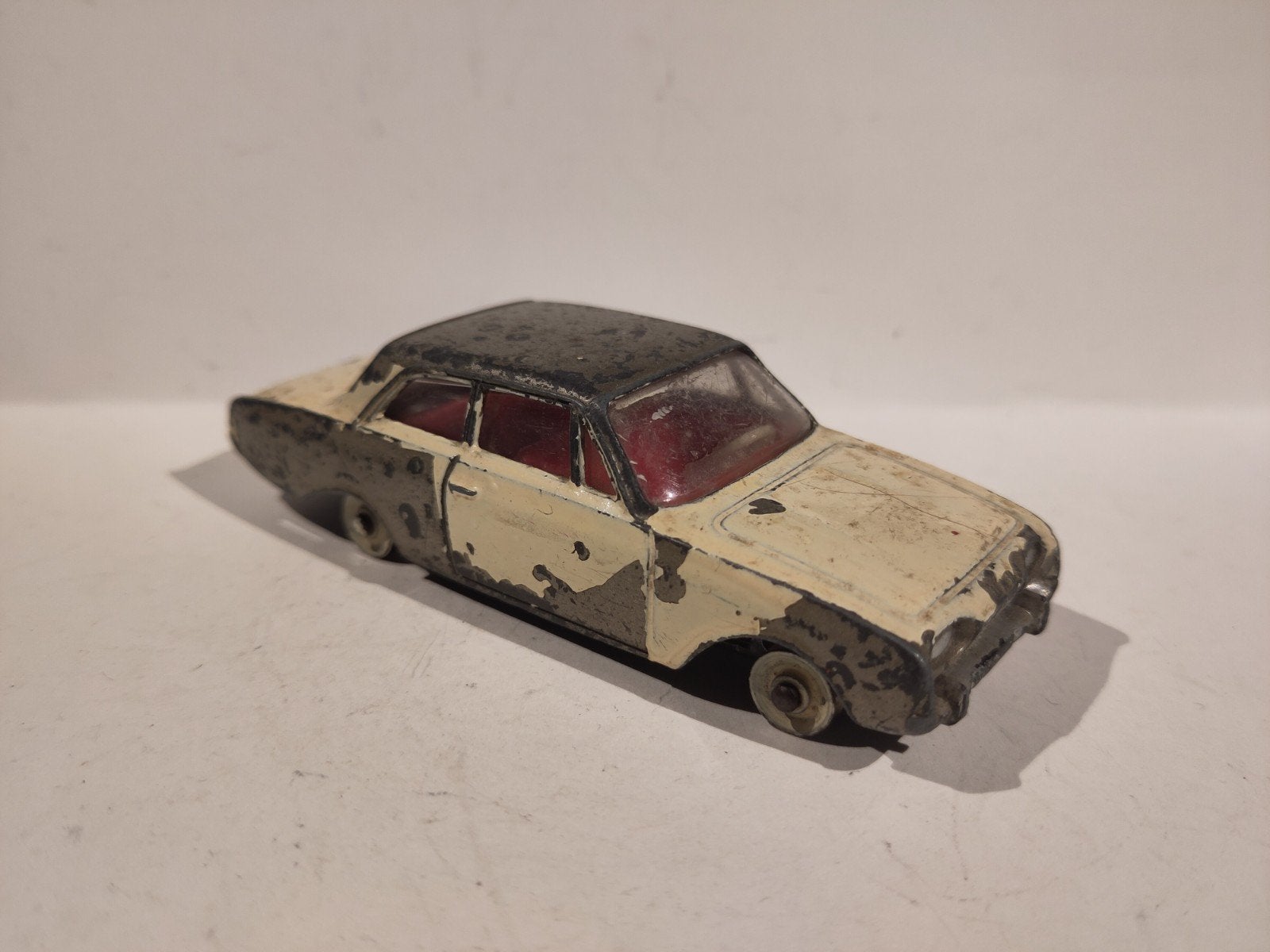 Dinky Toys No. 559 Ford Taunus, Ophalen of Verzenden, Gebruikt, Auto, Dinky Toys