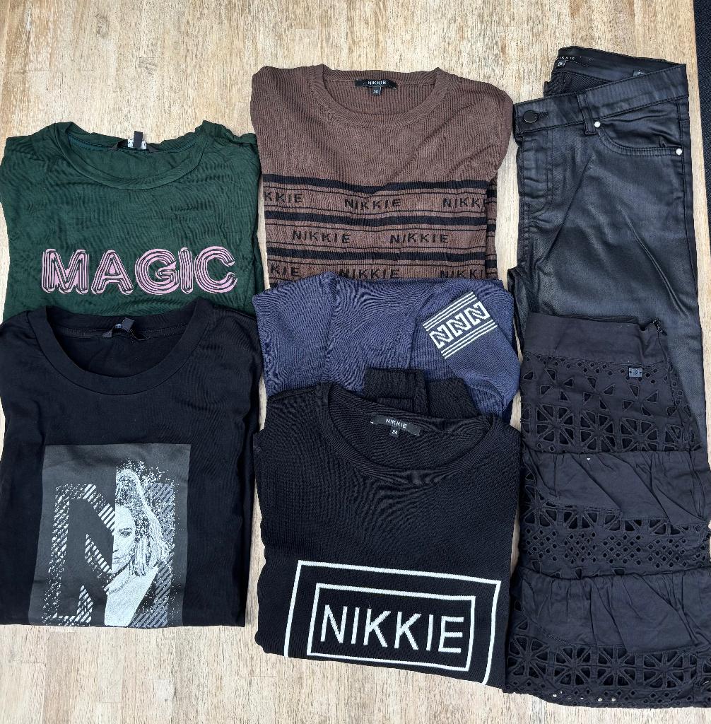 Nikkie kledingpakket maat XS, Verzenden, Zo goed als nieuw, Maat 34 (XS) of kleiner