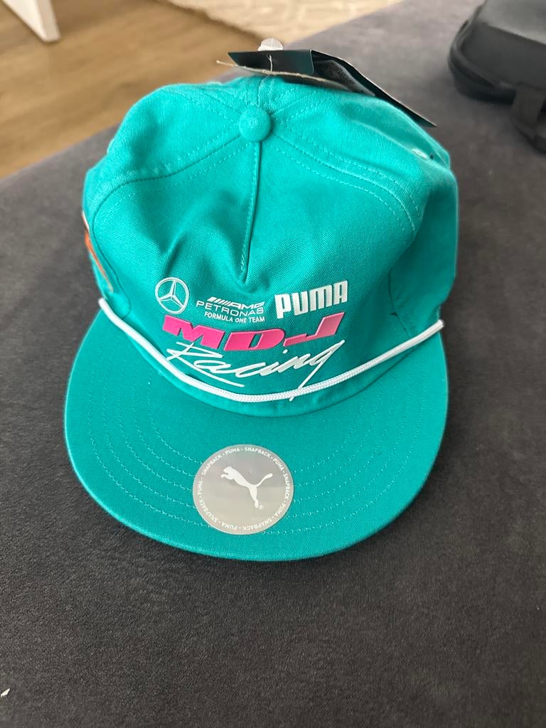Originele Pet AMG PETRONAS PUMA - NIEUW, Kleding | Heren, Hoeden en Petten, Ophalen of Verzenden, Nieuw, One size fits all, Pet