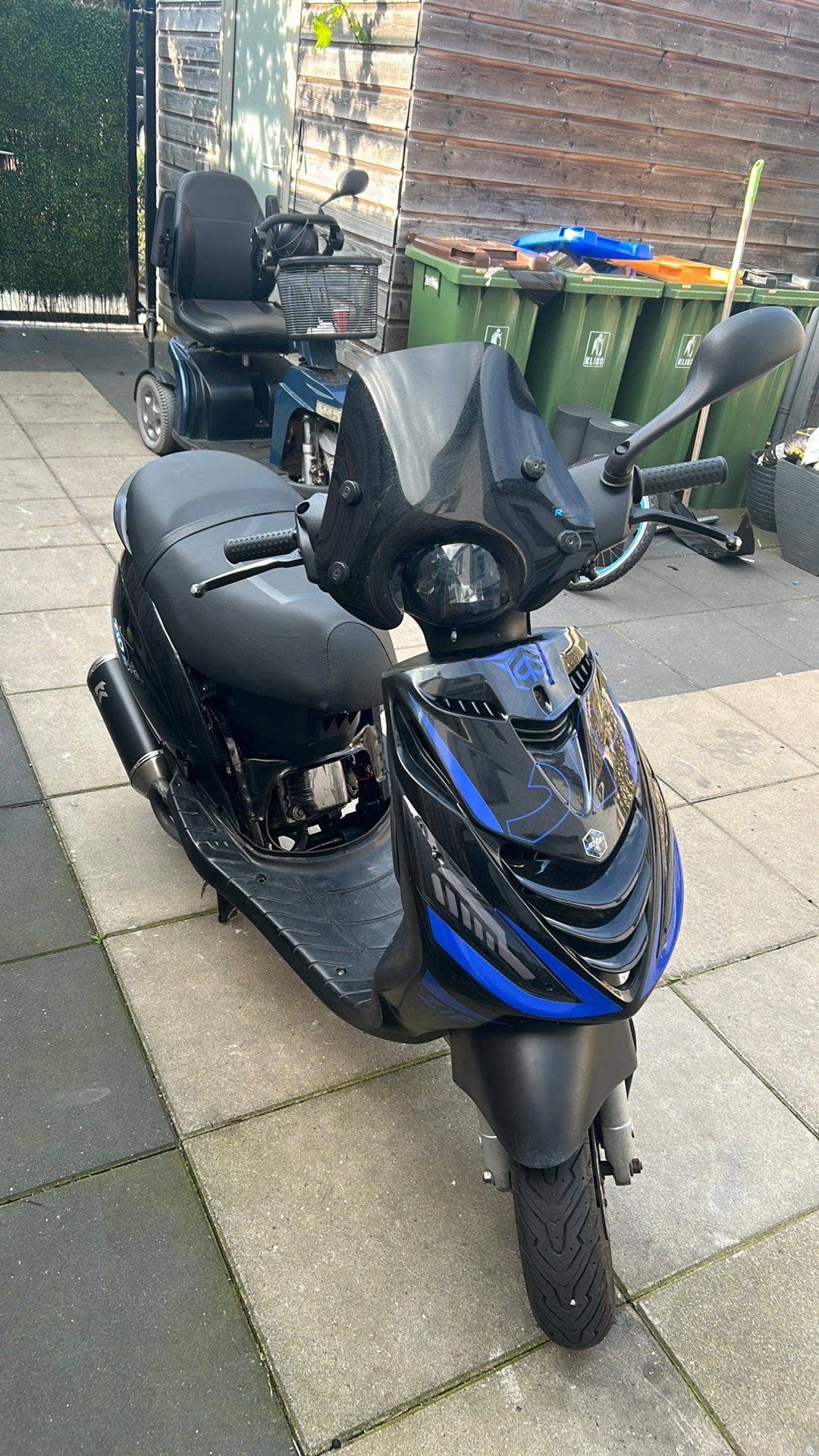 Zip 4 takt 80cc malossi, Fietsen en Brommers, Ophalen, Zo goed als nieuw, Benzine, Zip