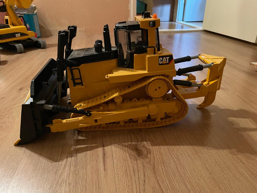 Bruder CAT D11 Bulldozer - Zo goed als nieuw, Ophalen of Verzenden, Zo goed als nieuw