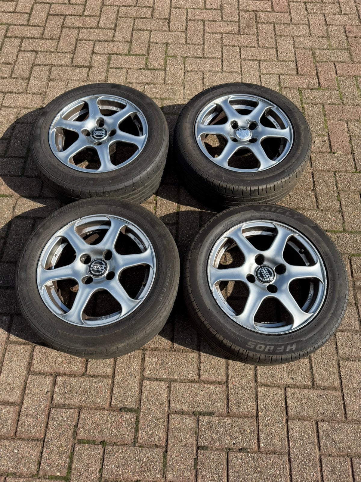 Set Volvo alter 1 wielen 15 inch 4 x 108, Ophalen, Nieuw