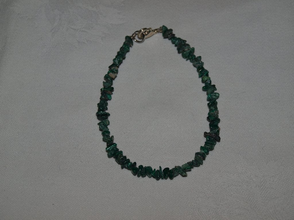 armband van malachiet chips 20 cm lang, Ophalen of Verzenden, Nieuw, Groen, Overige materialen