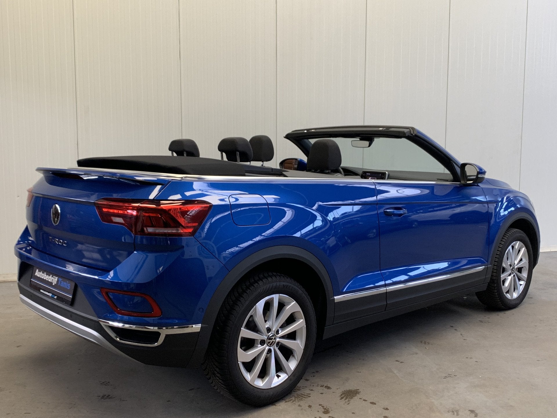 Volkswagen T-Roc Cabrio 1.0 TSI Style DIGITAL COCKPIT-NAVI-E, Auto's, Volkswagen, Voorwielaandrijving, Stof, Gebruikt, Euro 6