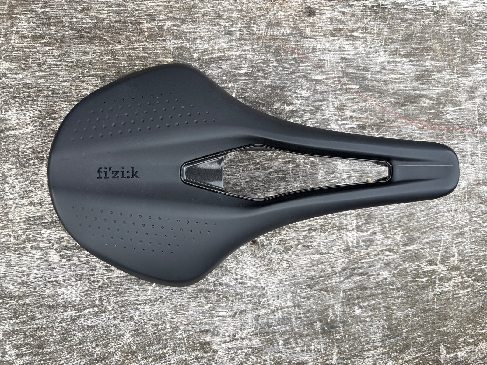 Fizik Terra Argo X5 zadel - 260mm x 160mm, Fietsen en Brommers, Gravelbike, Kunststof, Ophalen of Verzenden, Zo goed als nieuw