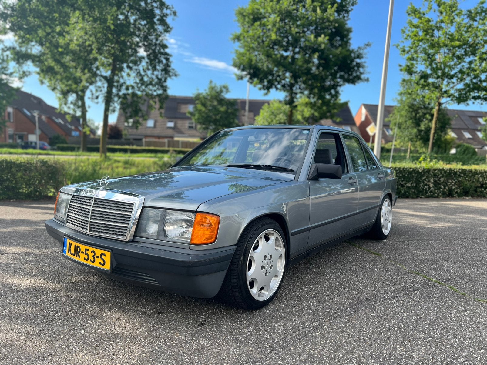 Mercedes-Benz 190e AUT / APK 2028/ zonder roest!, Auto's, Automaat, 118 pk, 4 cilinders, 1200 kg