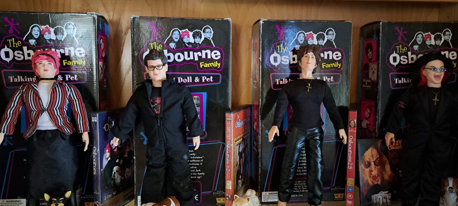 The Osbourne Family Talking Dolls Ozzy - Set van 4, Ophalen of Verzenden, Zo goed als nieuw, Overige typen
