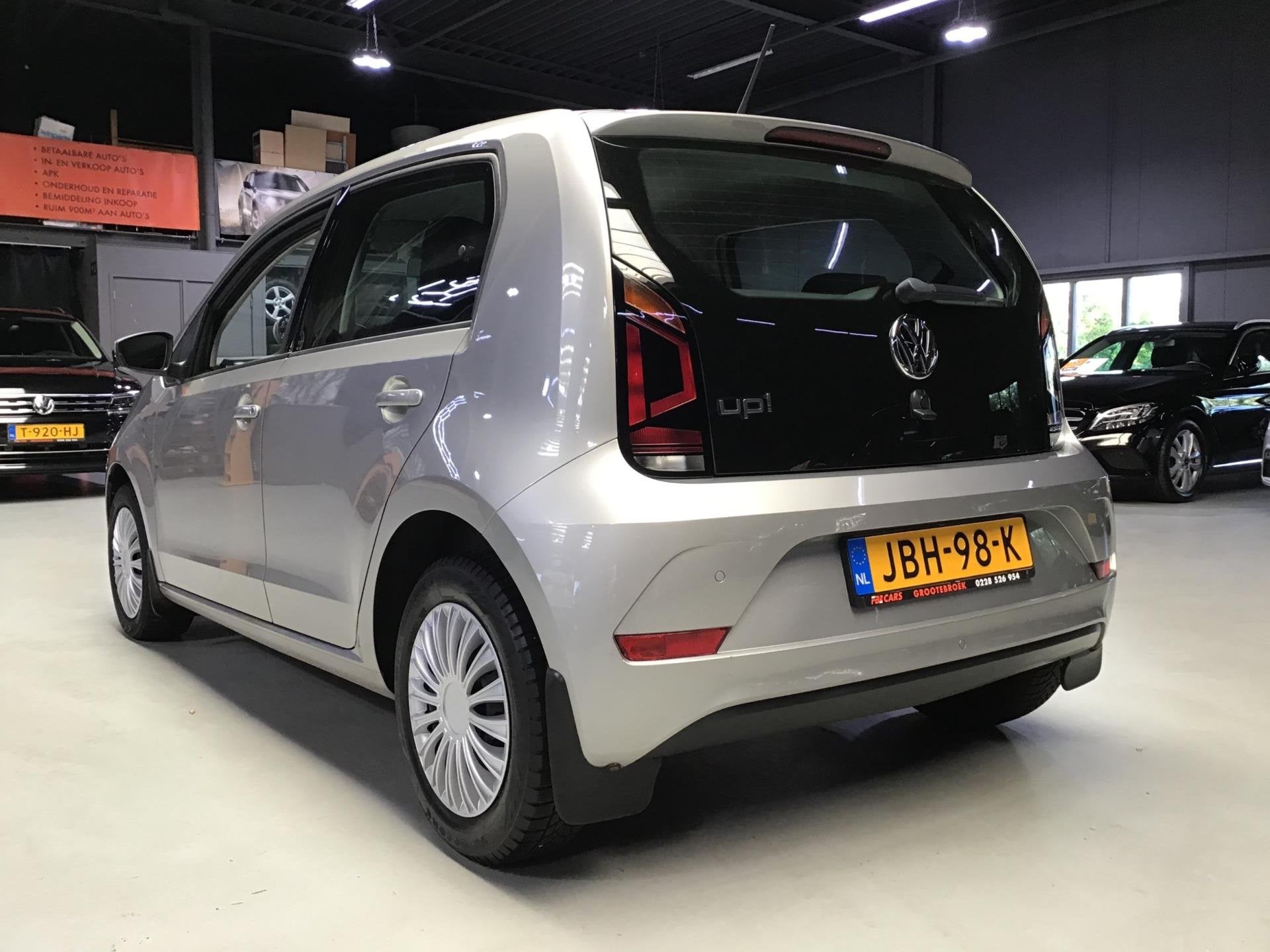 Volkswagen UP! 1.0 I 1e Eigen. I Dealer Onderh. I New Apk +, Voorwielaandrijving, Stof, Gebruikt, Automatische klimaatregeling