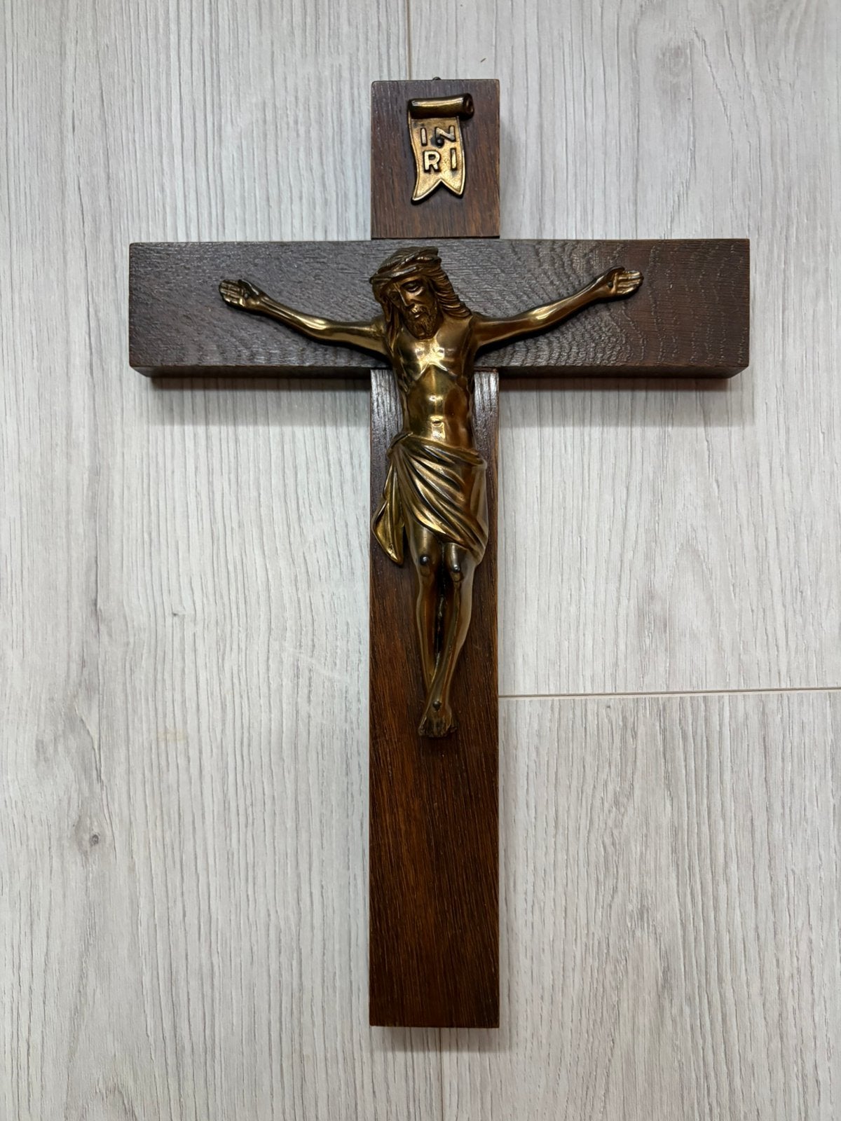 Mooi antiek donker houten kruisbeeld., Ophalen of Verzenden