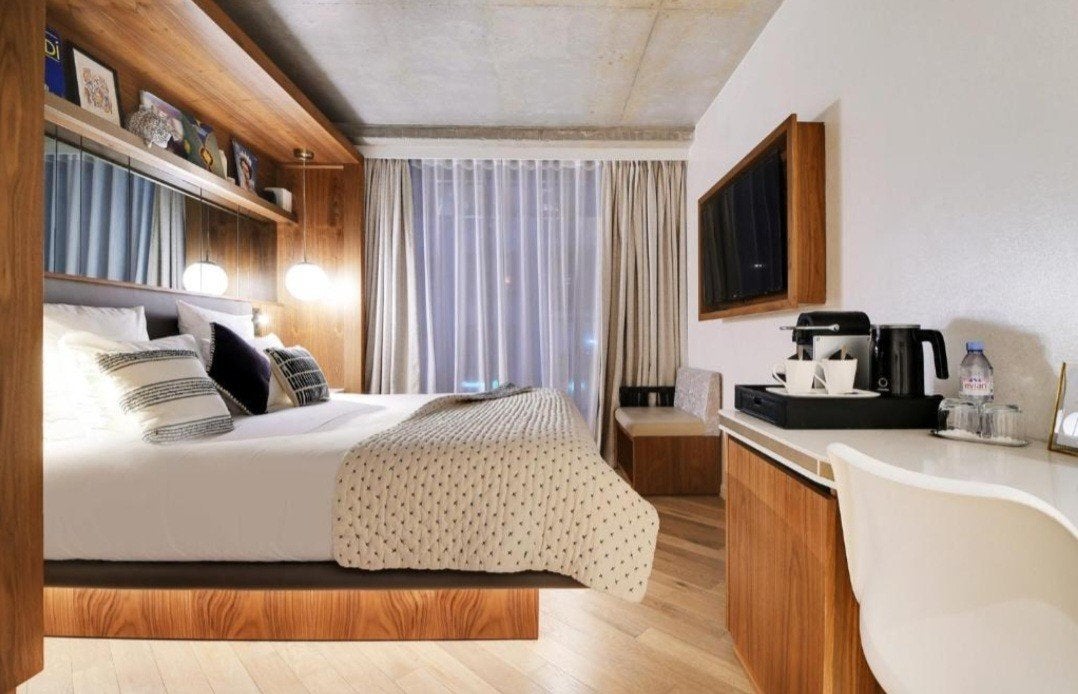 hotelovernachting 27-28 sept Parijs, Drie personen of meer, 1 overnachting