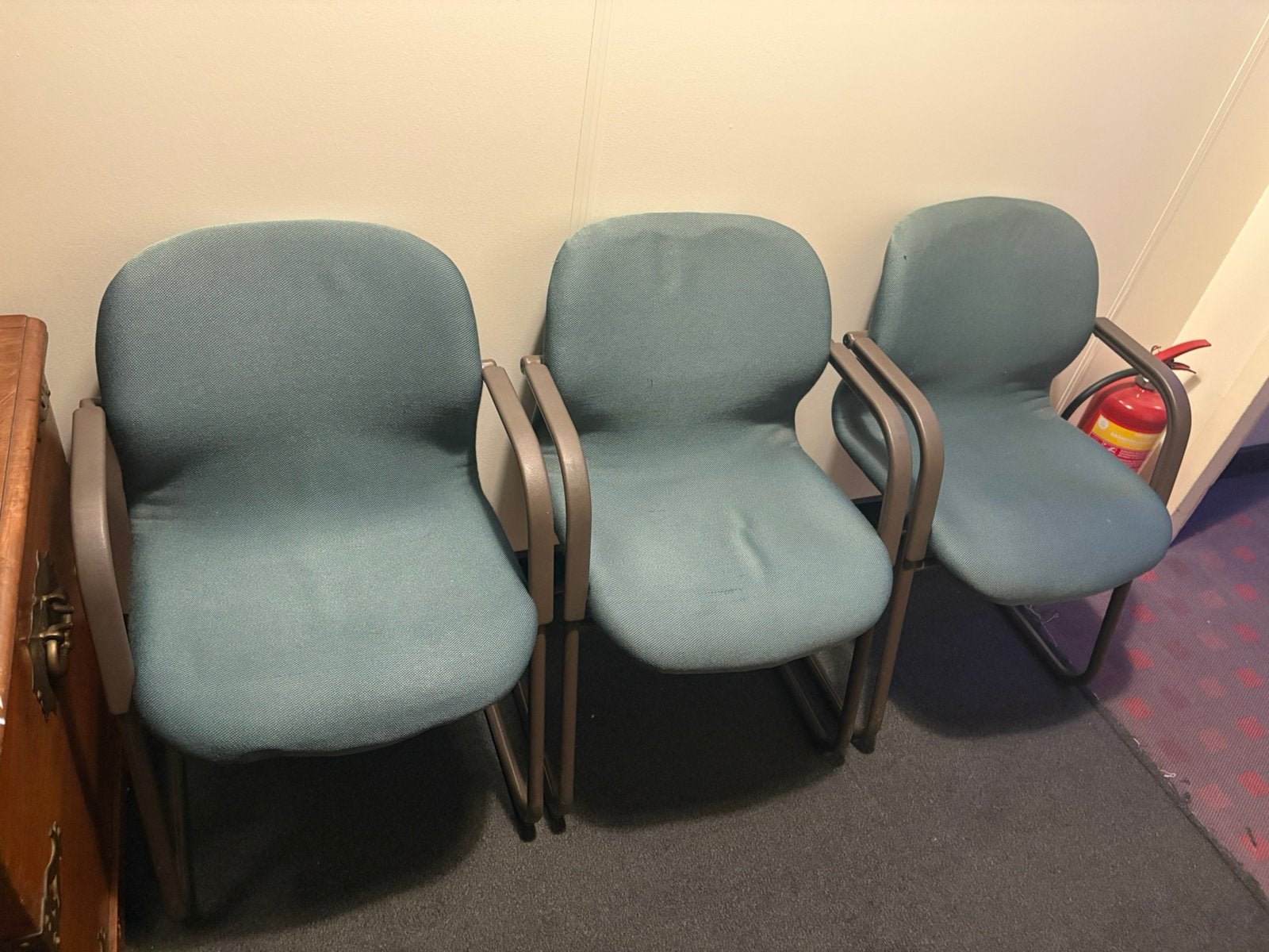 3 bureau stoelen, Ophalen, Zo goed als nieuw